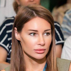 Анна Энговатова